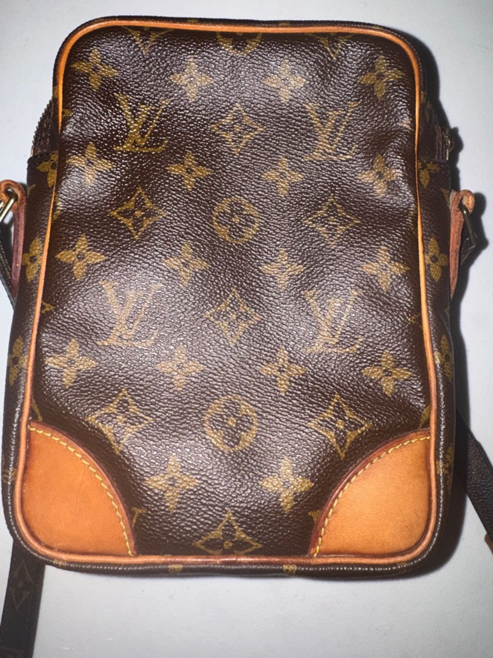 Authenticated Louis Vuitton Brown Monogram Amazone crossbody Bag - Picture 12 of 16